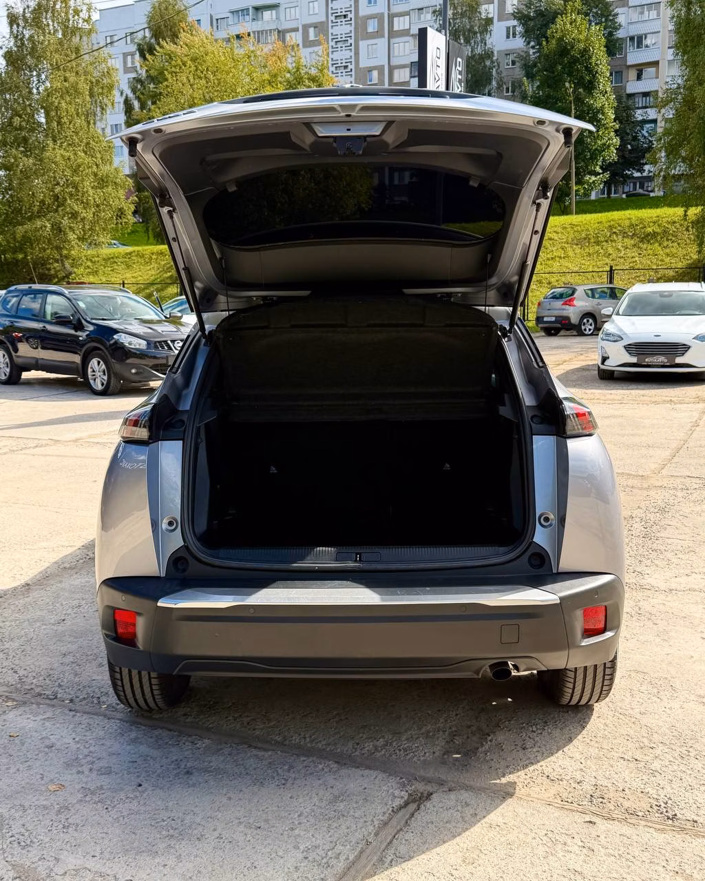 Peugeot 2008 фото 14