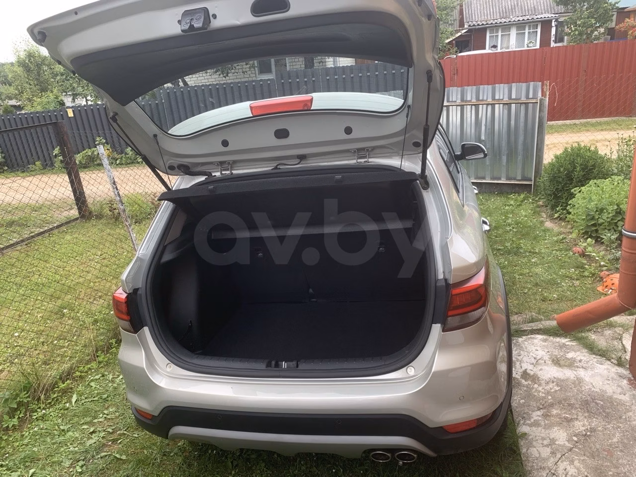 Kia Rio X (X-Line) фото 23