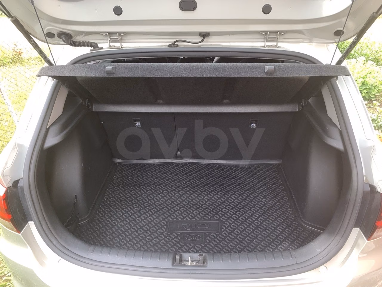 Kia Rio X (X-Line) фото 24