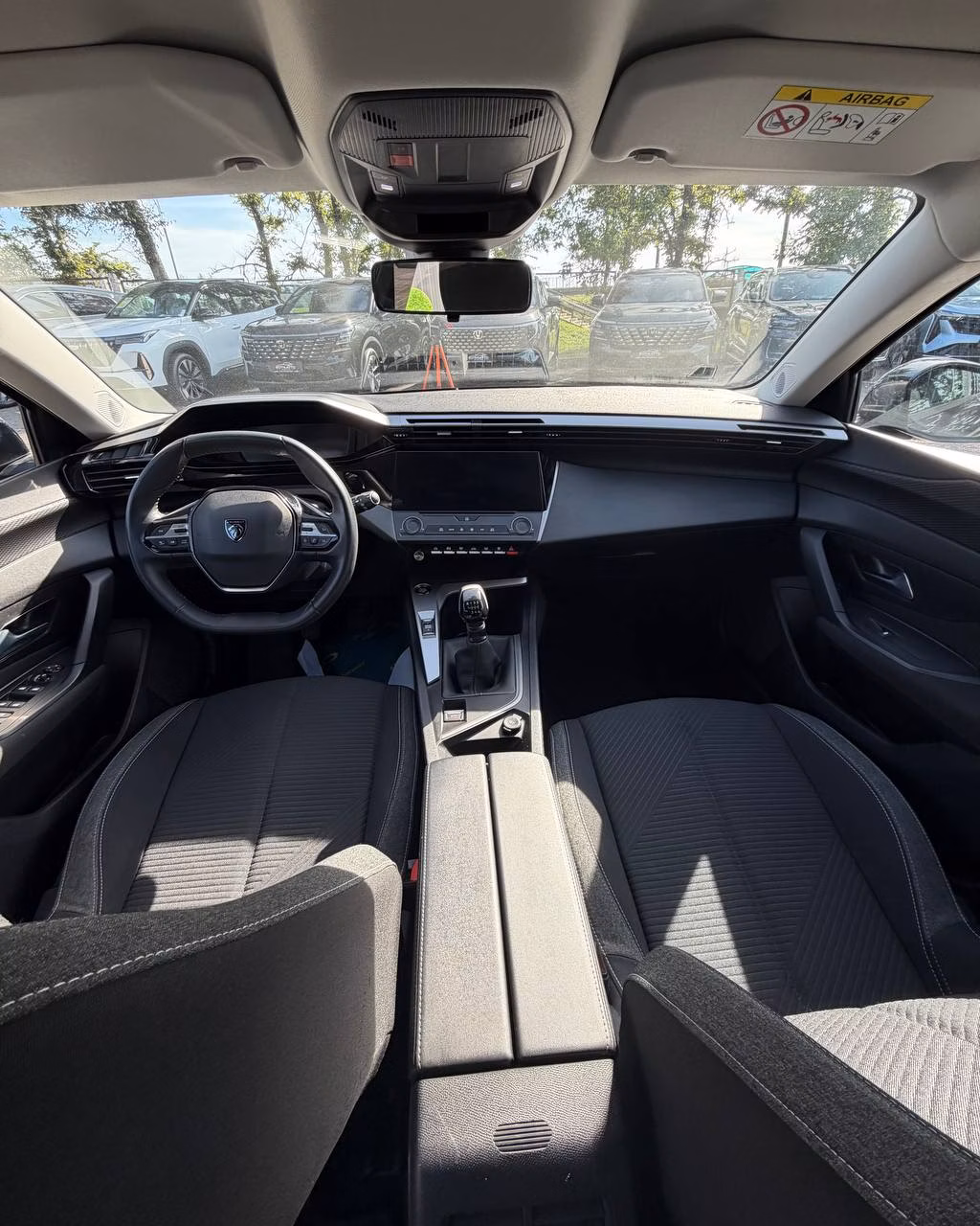 Peugeot 308 фото 9