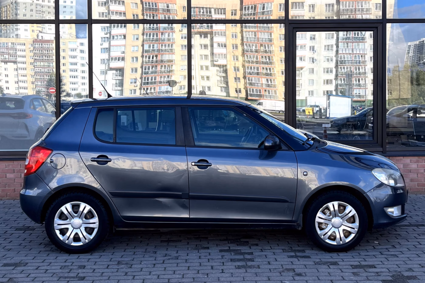 Skoda Fabia фото 4