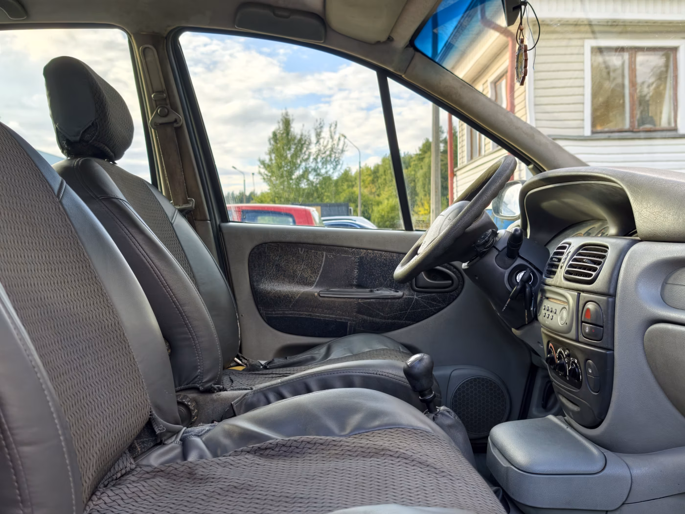 Renault Scenic фото 12