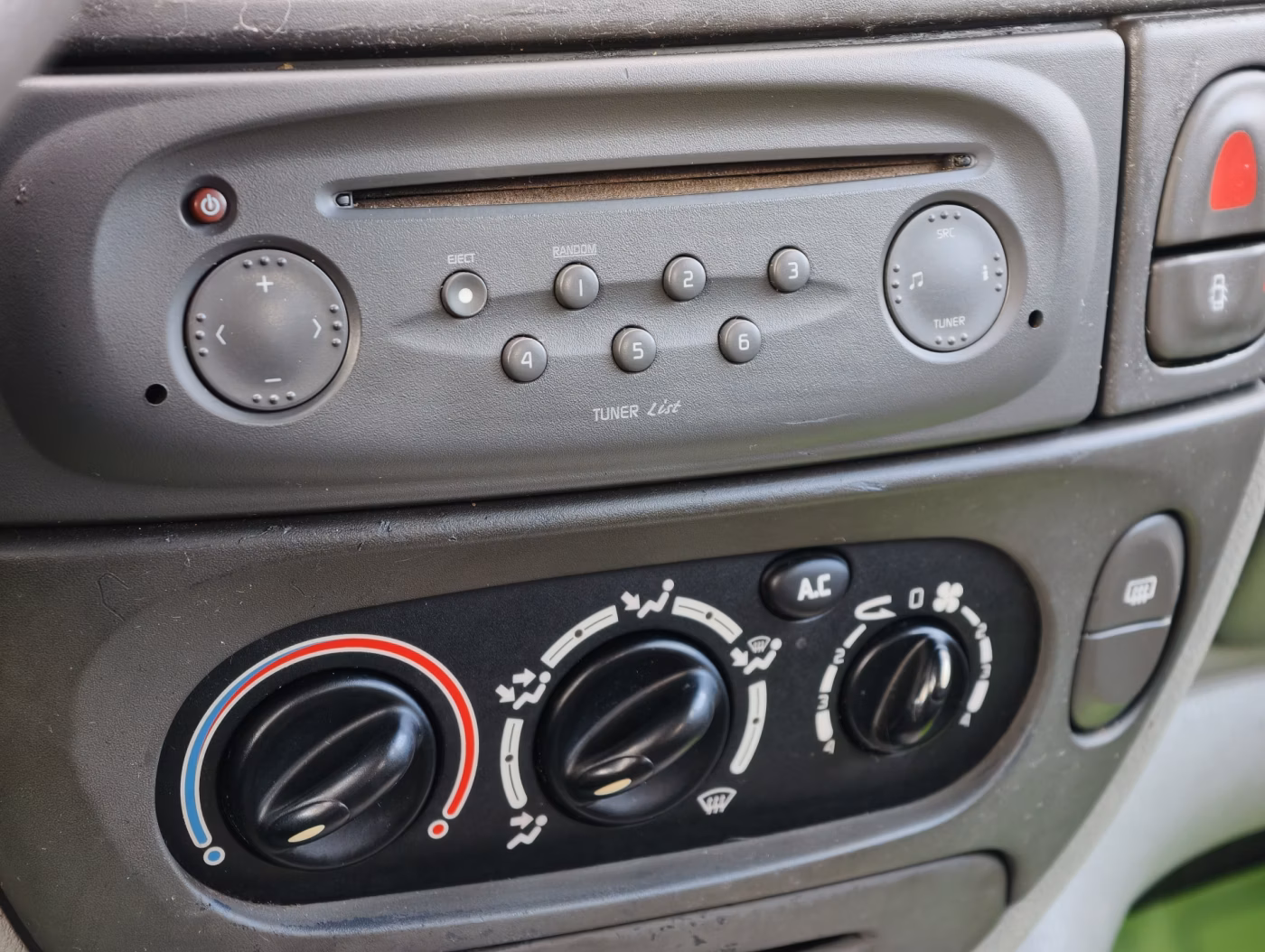 Renault Scenic фото 17