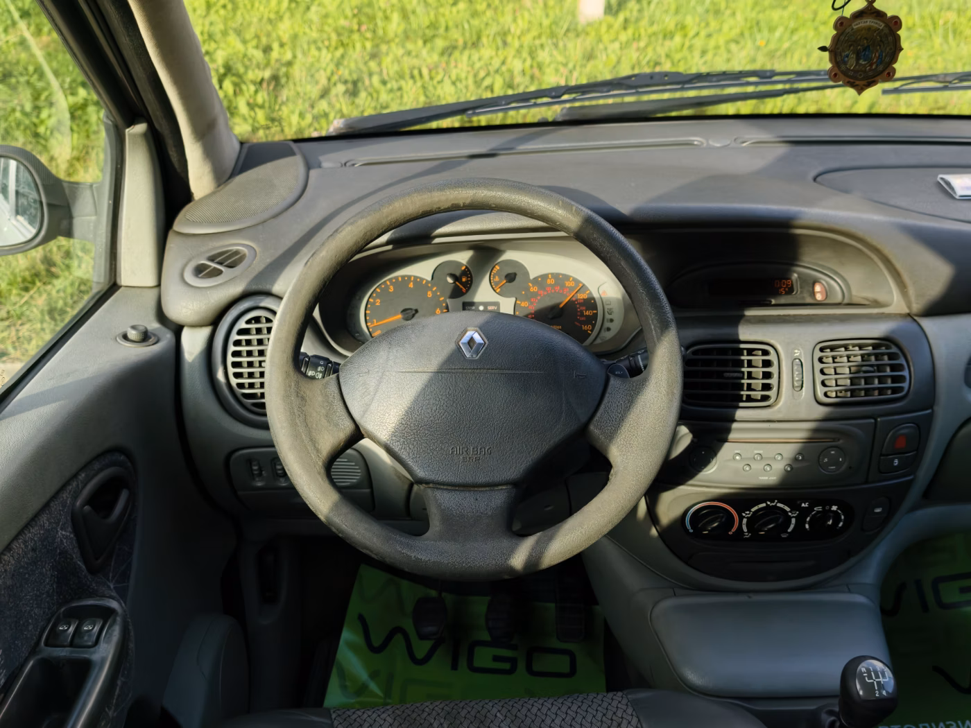 Renault Scenic фото 14