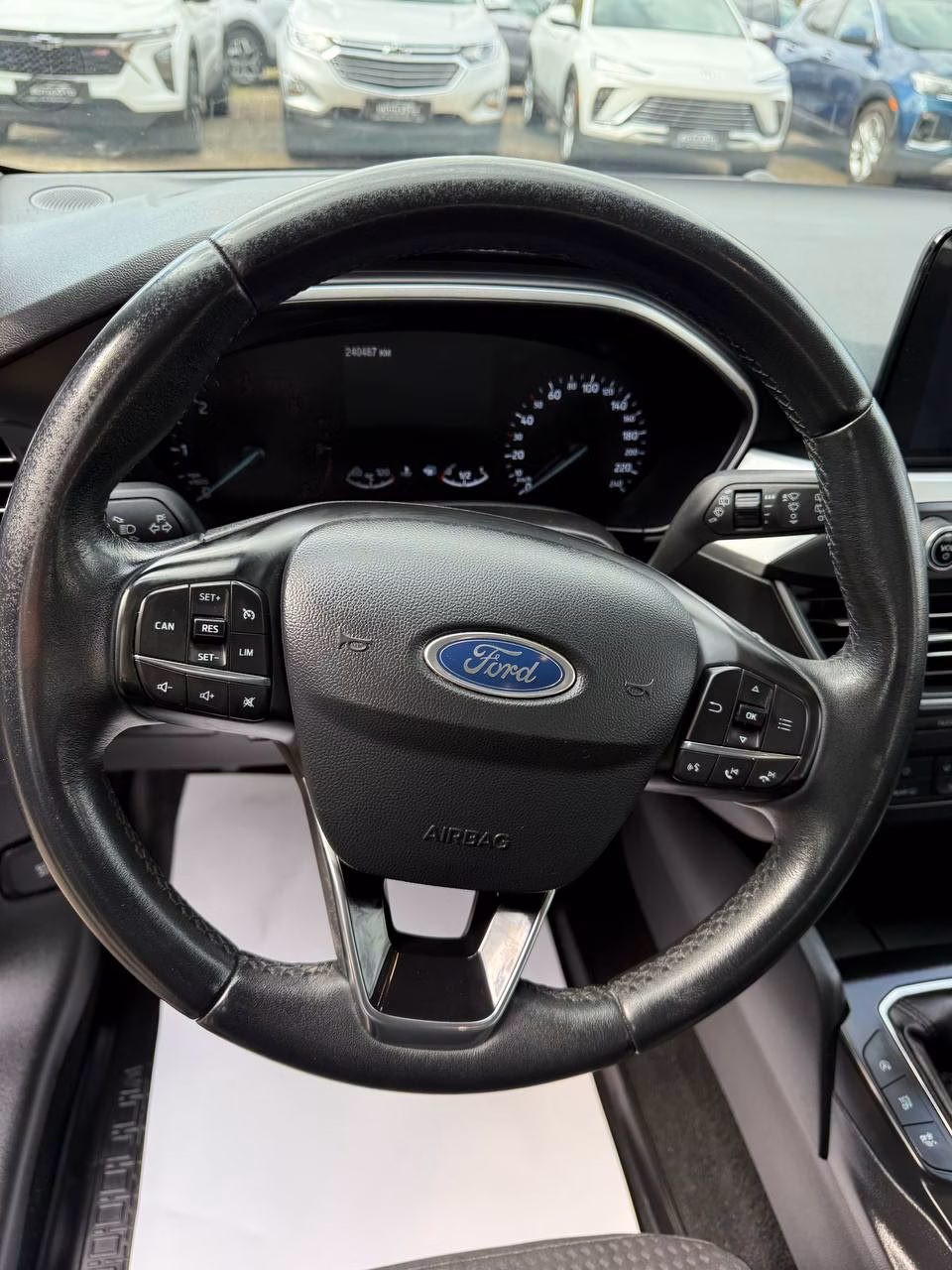 Ford Focus фото 12