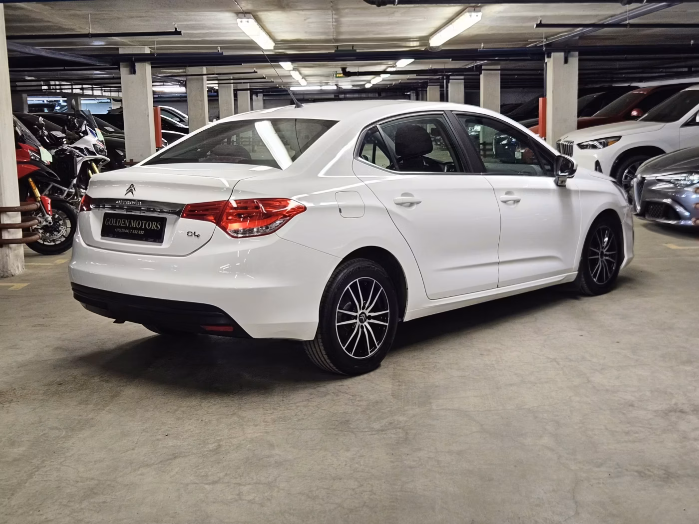 Citroen C4 фото 6