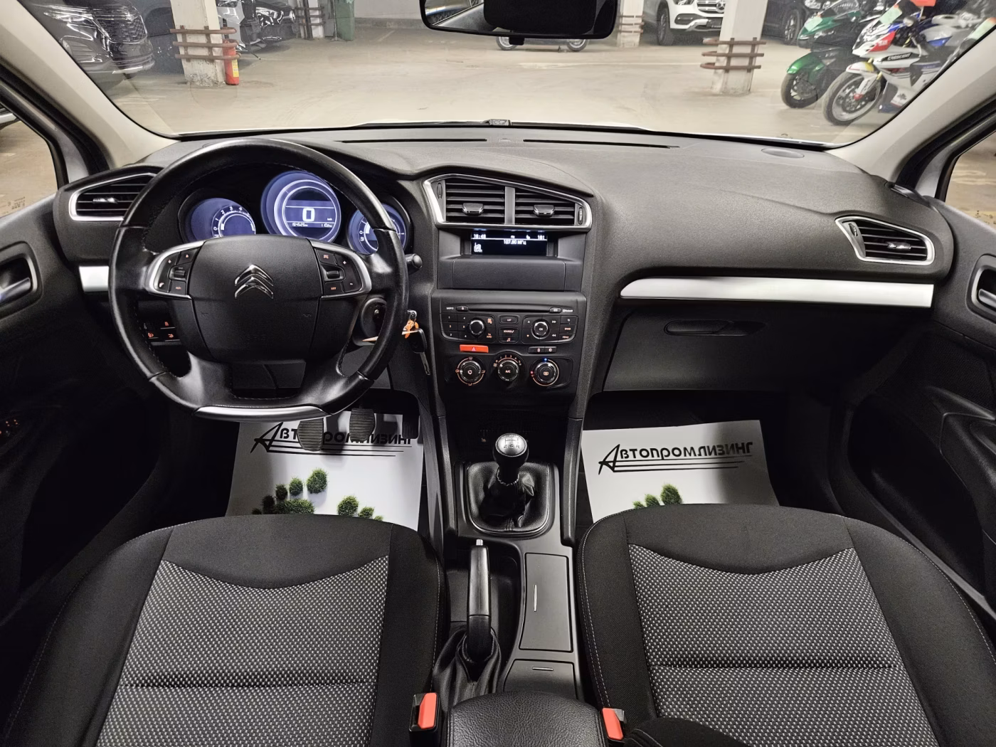 Citroen C4 фото 9