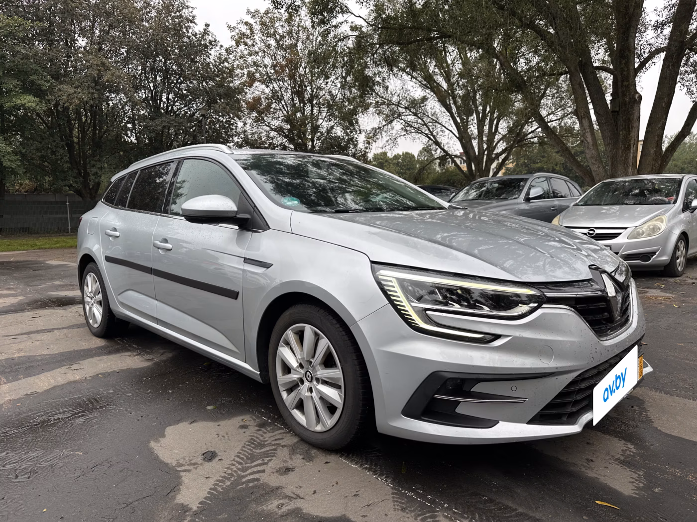 Renault Megane фото 2