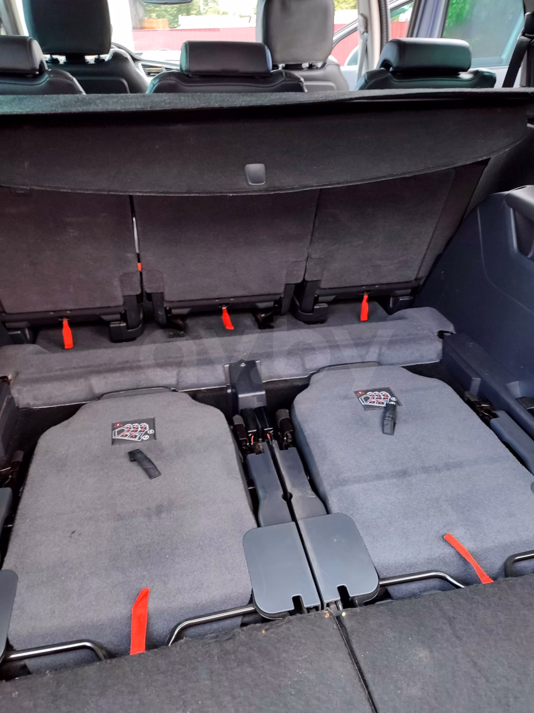 Peugeot 5008 фото 4