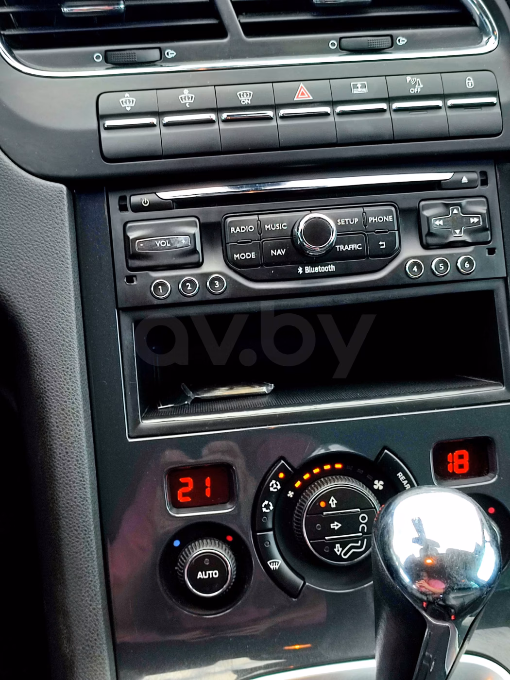 Peugeot 5008 фото 8