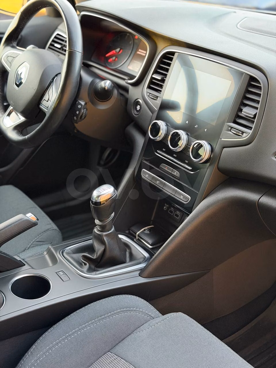 Renault Megane фото 13