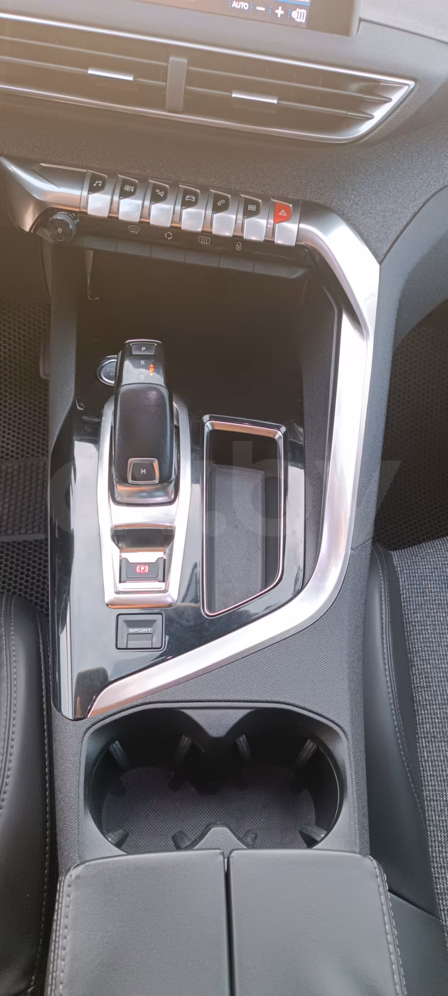 Peugeot 3008 фото 8