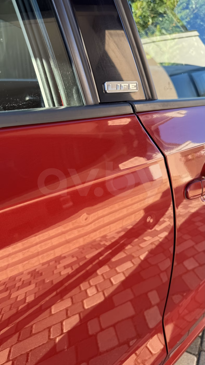 Volkswagen Polo Sedan фото 9