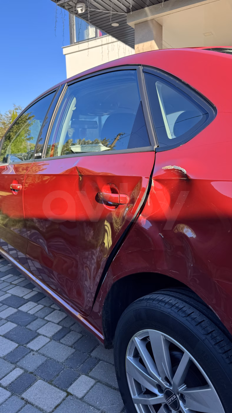 Volkswagen Polo Sedan фото 6