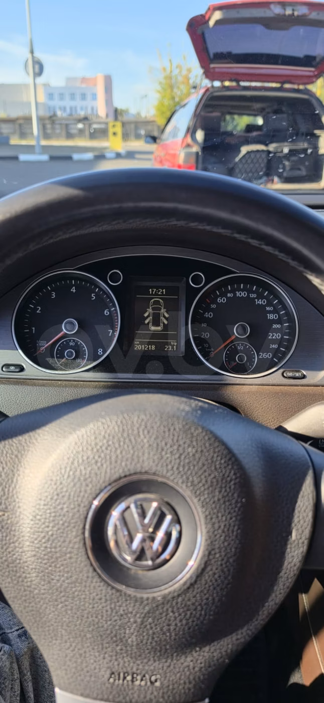 Volkswagen Passat фото 6