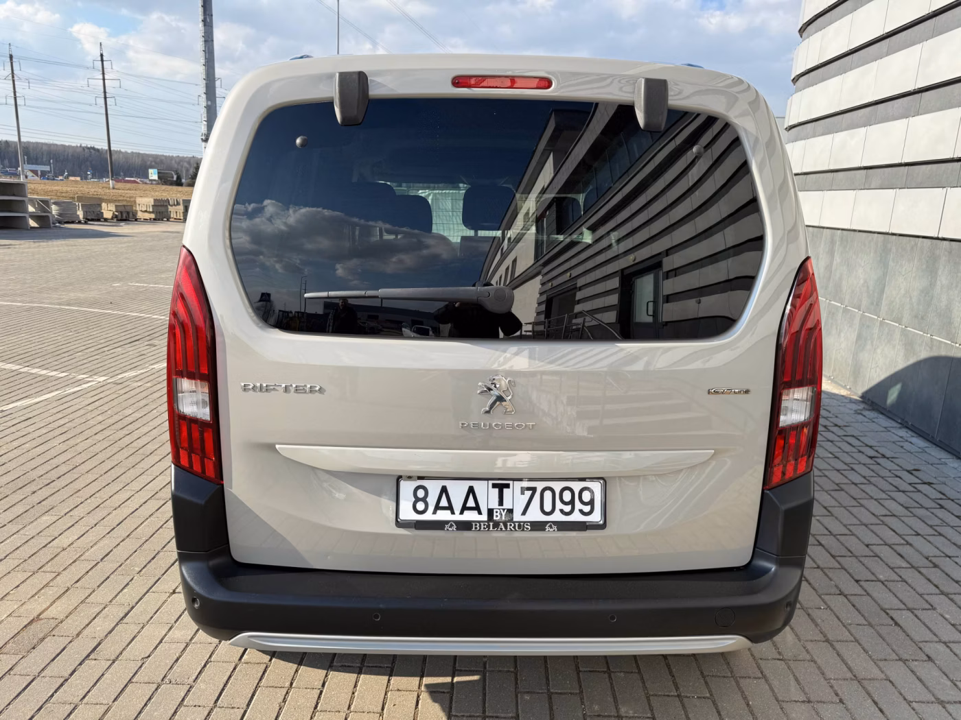 Peugeot Rifter фото 11