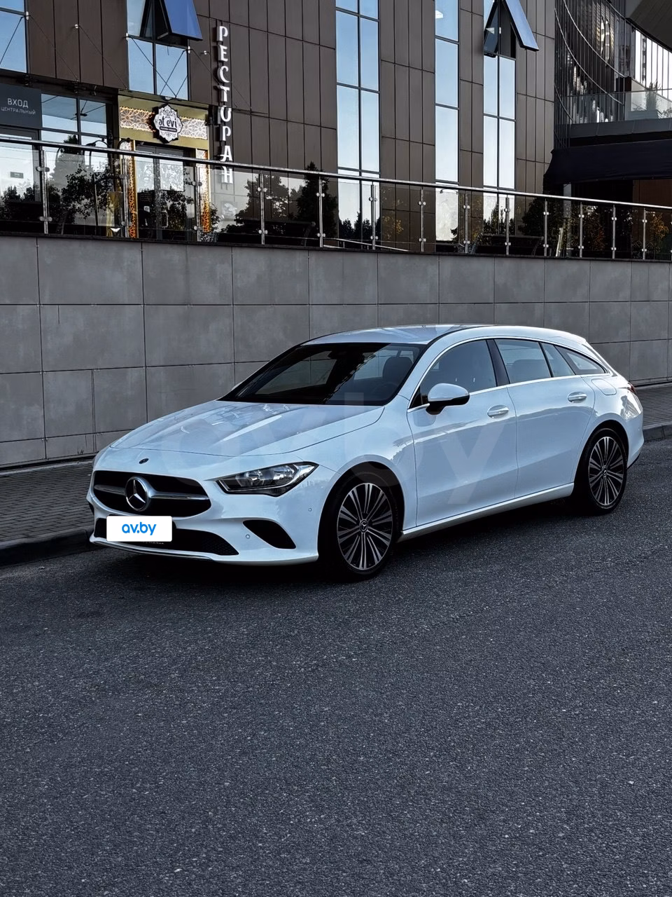 Mercedes-Benz CLA фото 2