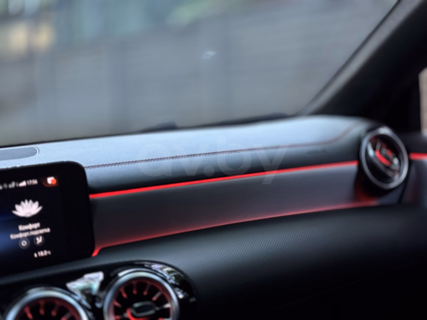 Mercedes-Benz CLA фото 16