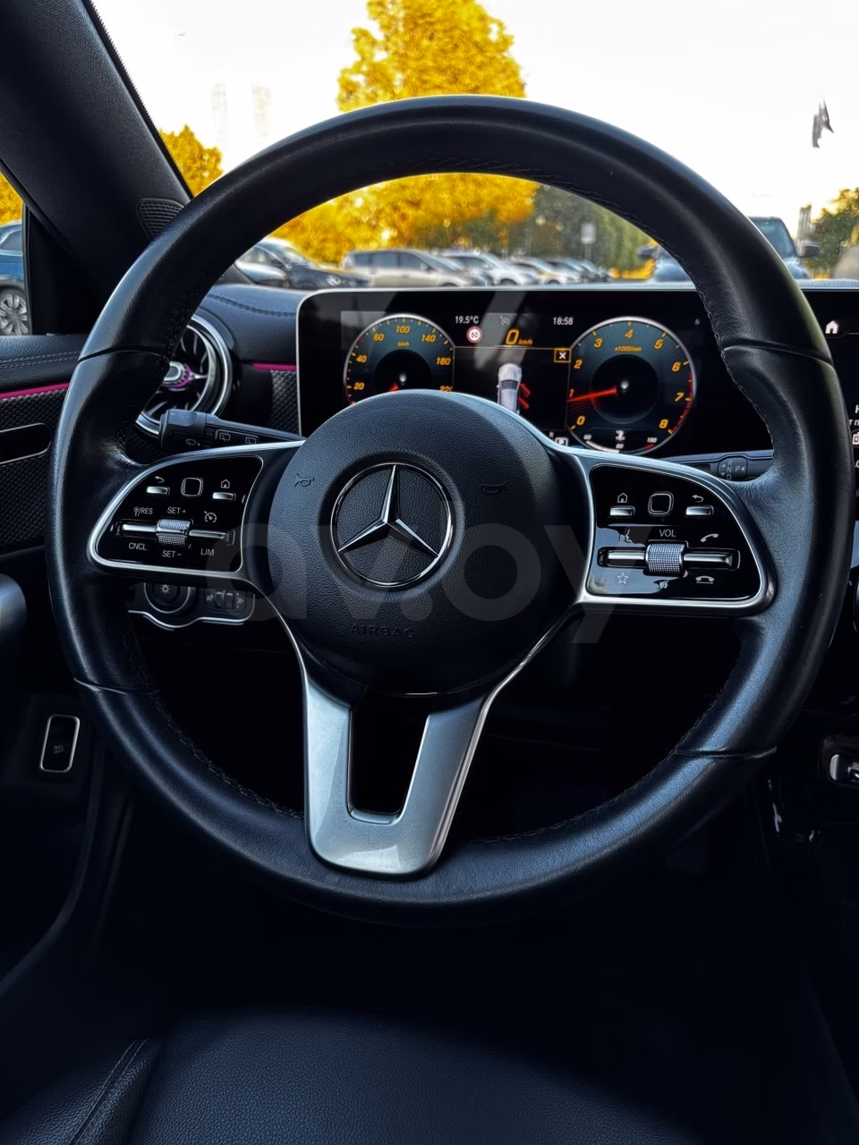 Mercedes-Benz CLA фото 13