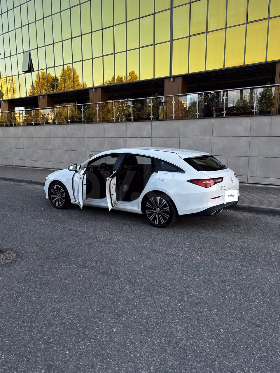 Mercedes-Benz CLA фото 26
