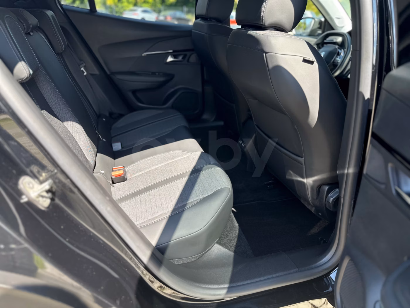 Peugeot 2008 фото 18