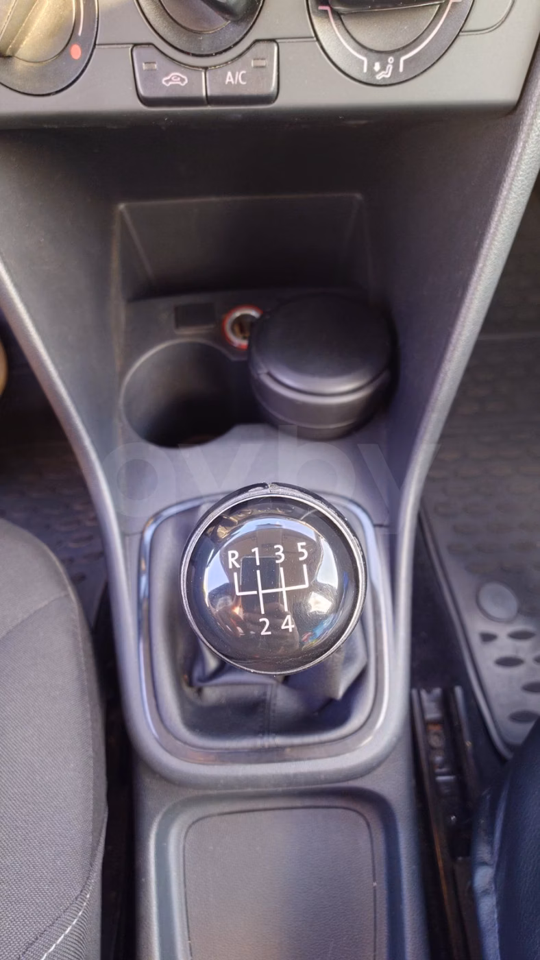 Volkswagen Polo Sedan фото 23
