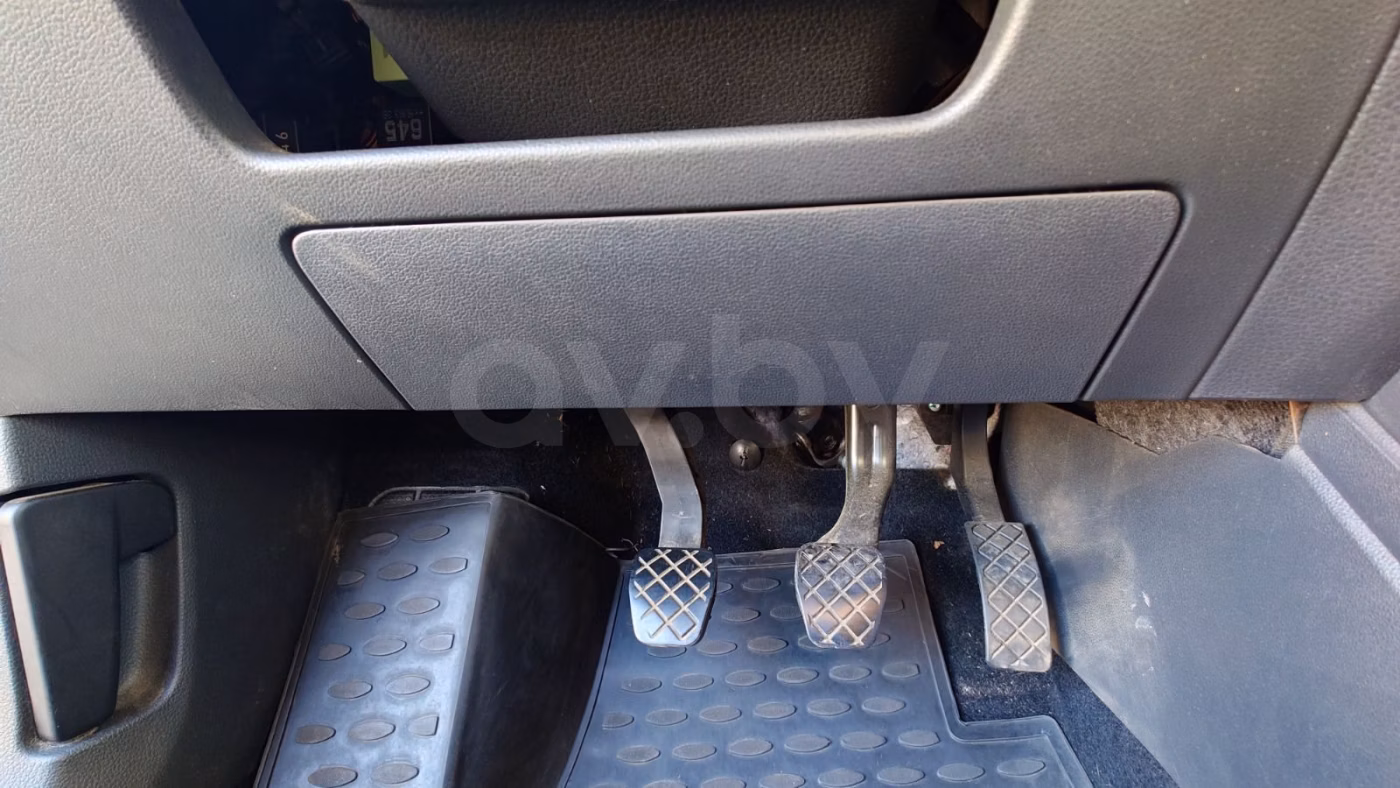 Volkswagen Polo Sedan фото 21