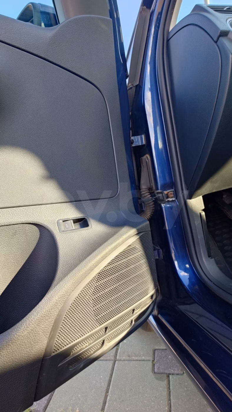 Volkswagen Polo Sedan фото 12