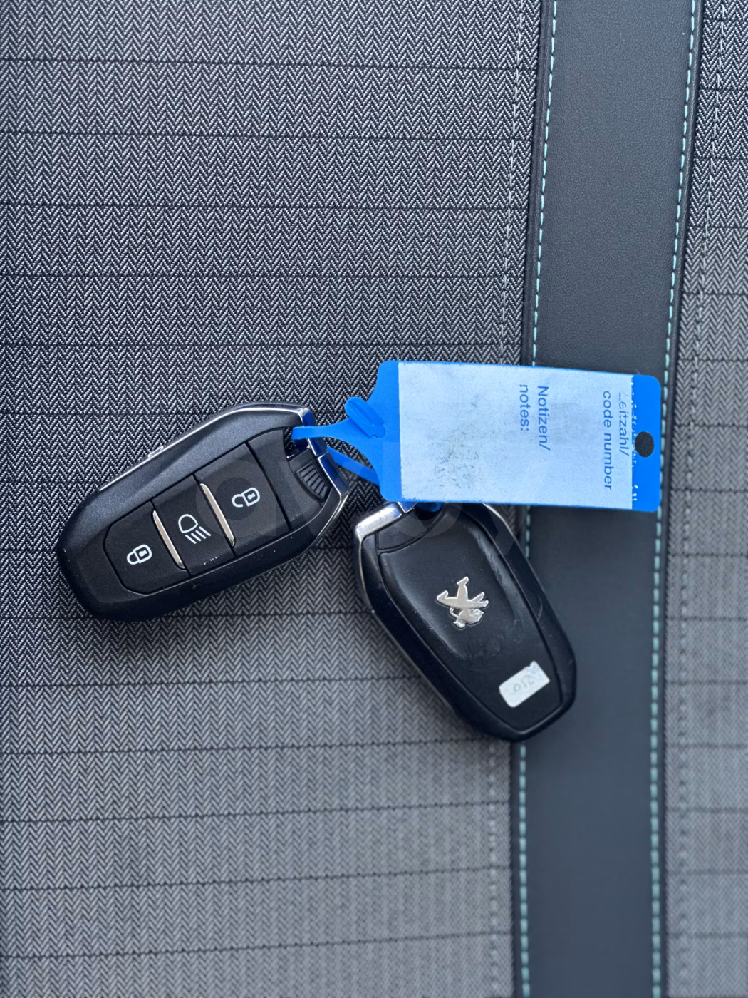 Peugeot 2008 фото 20