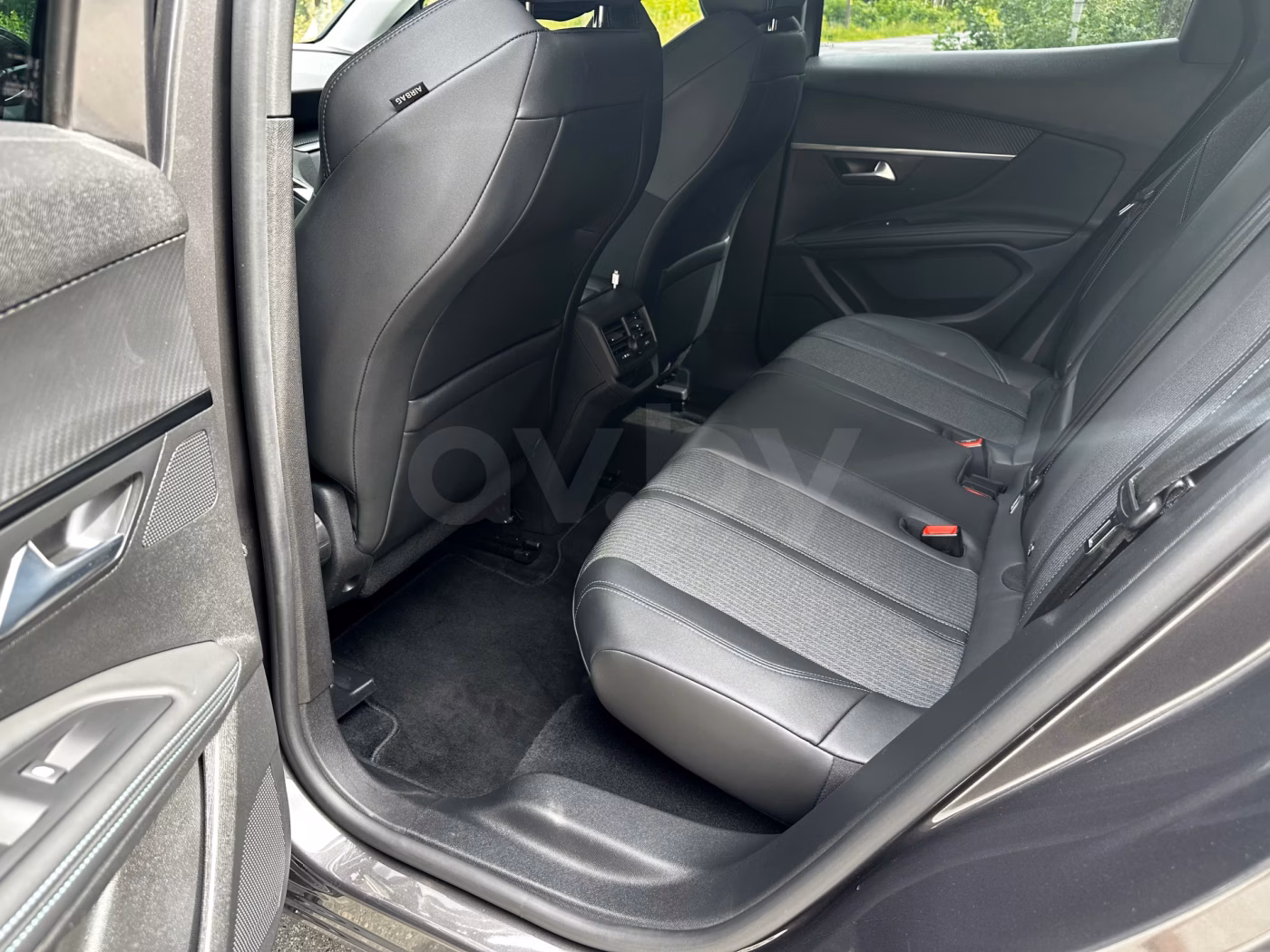 Peugeot 3008 фото 16