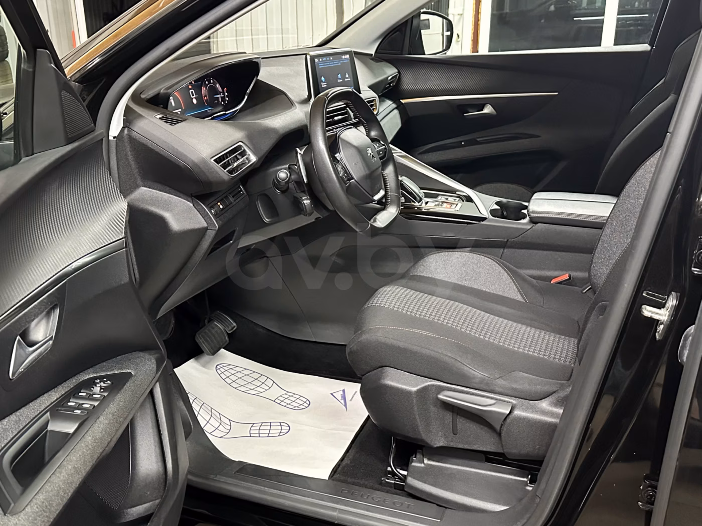 Peugeot 3008 фото 9