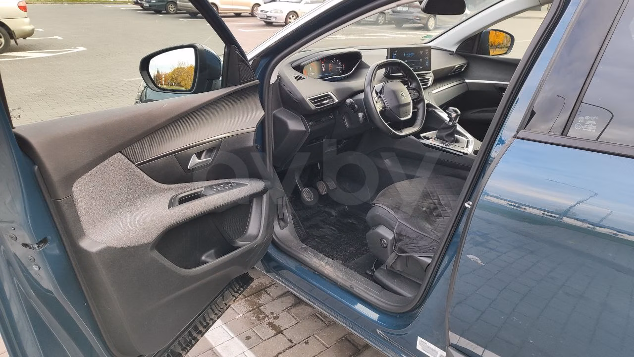 Peugeot 5008 фото 6