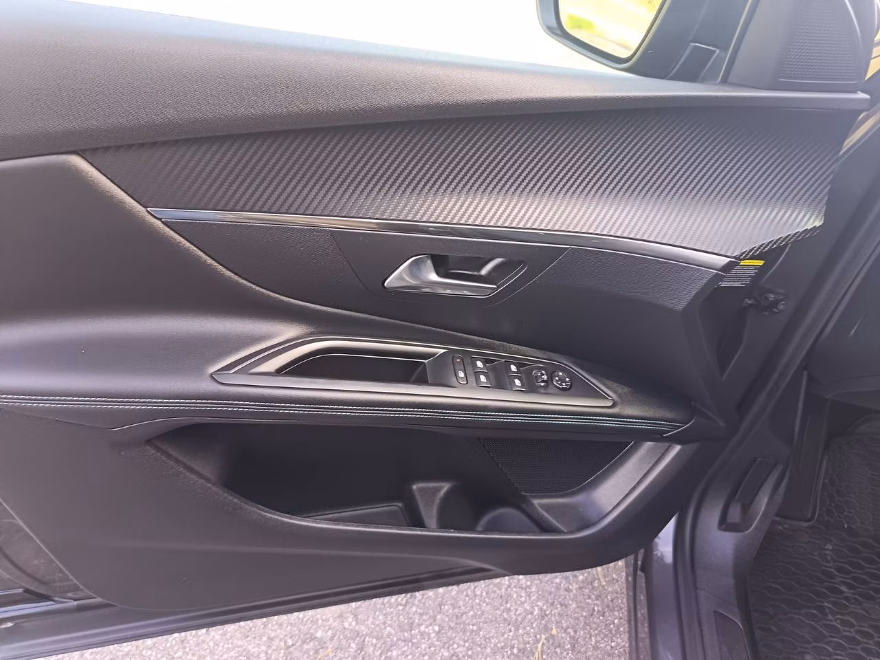 Peugeot 3008 фото 20