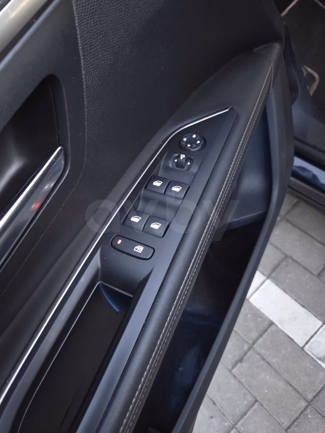Peugeot 5008 фото 27