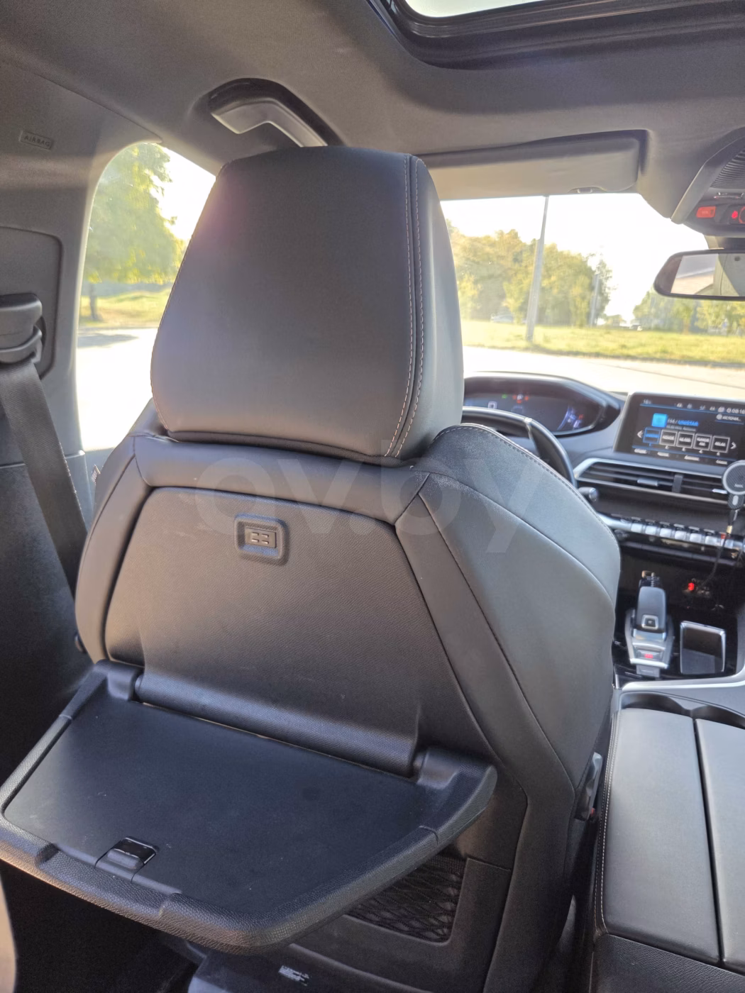 Peugeot 5008 фото 20