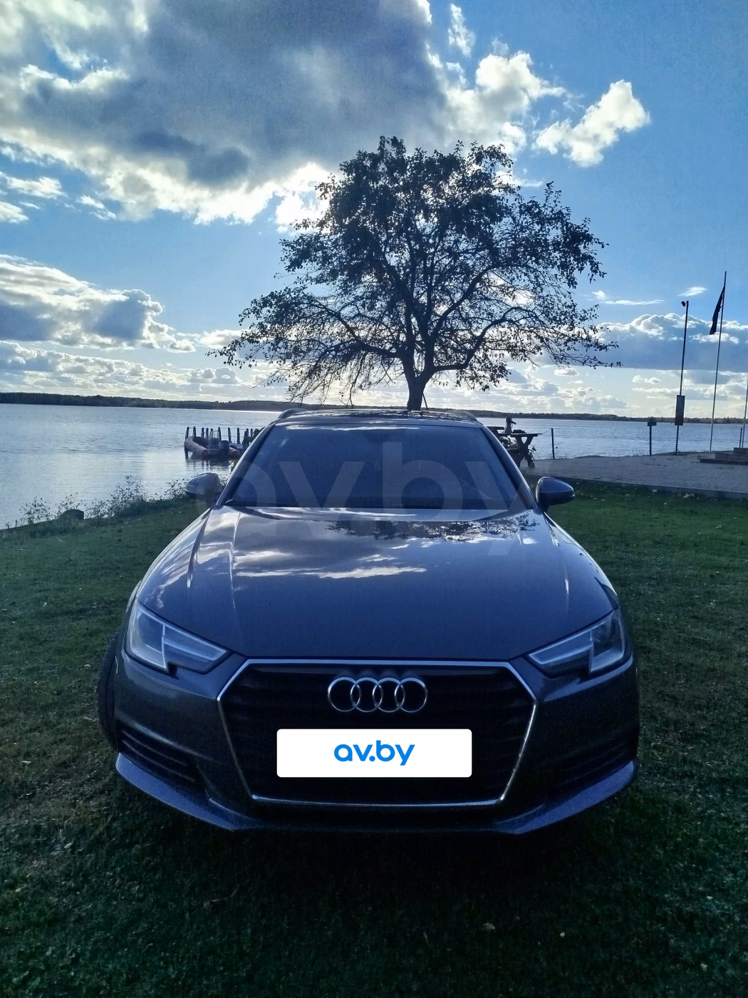 Audi A4 фото 13