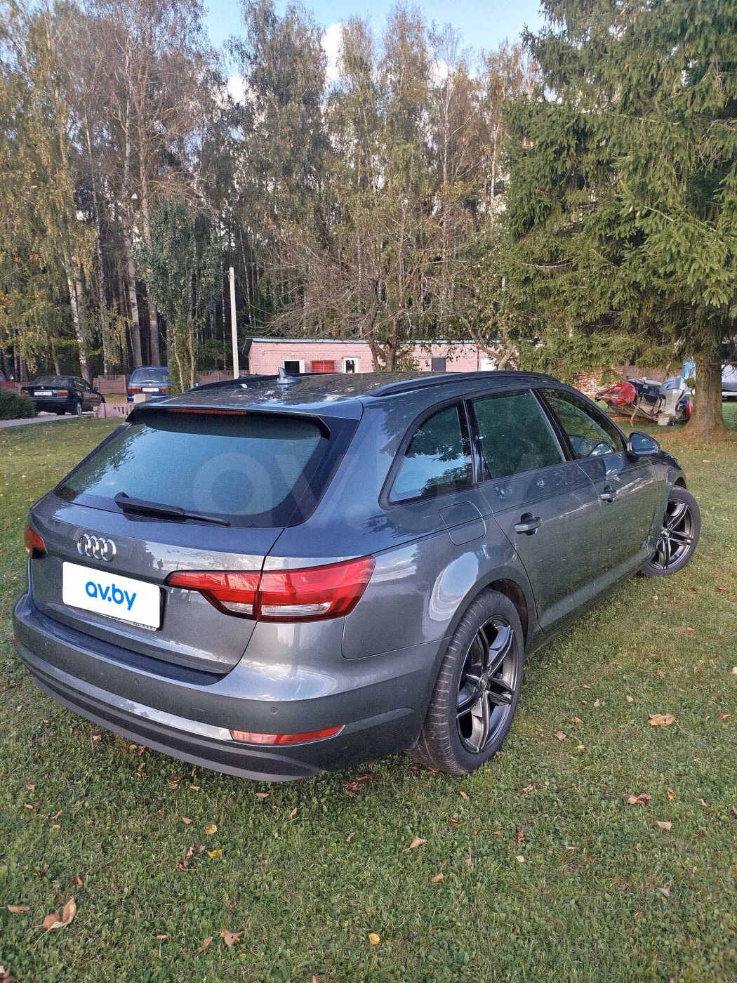 Audi A4 фото 16