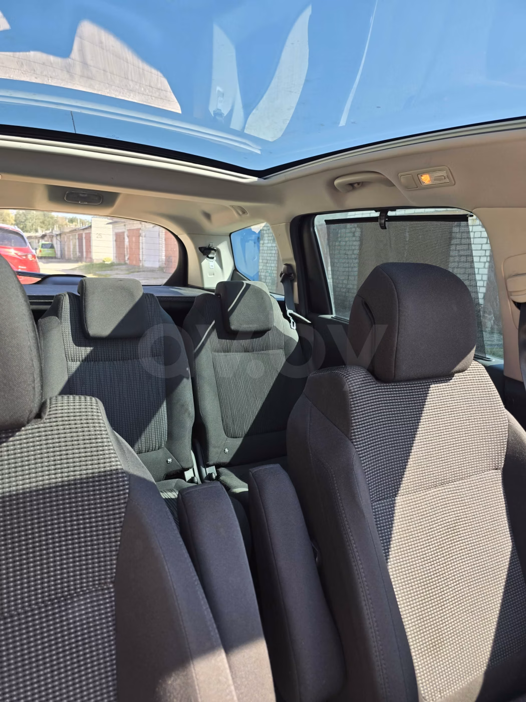 Peugeot 5008 фото 8