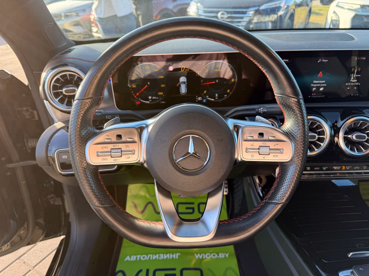 Mercedes-Benz CLA фото 10