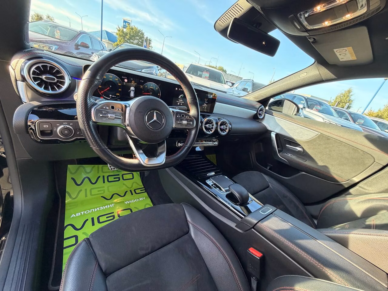 Mercedes-Benz CLA фото 16