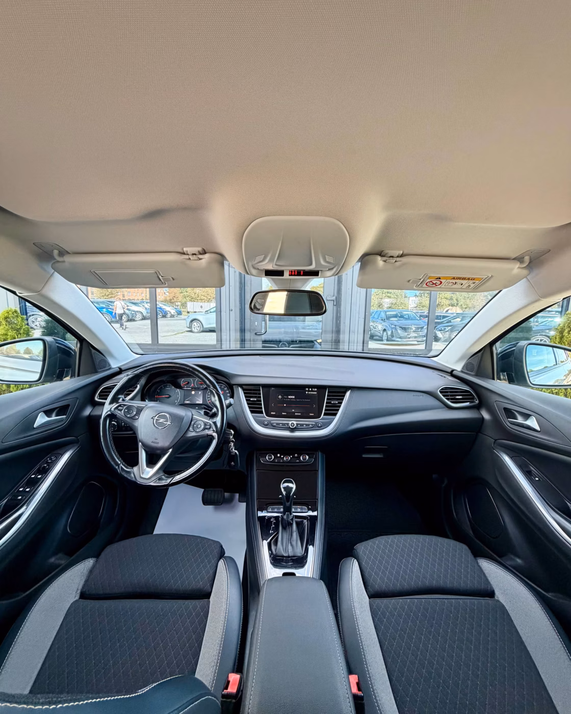 Opel Grandland X фото 9