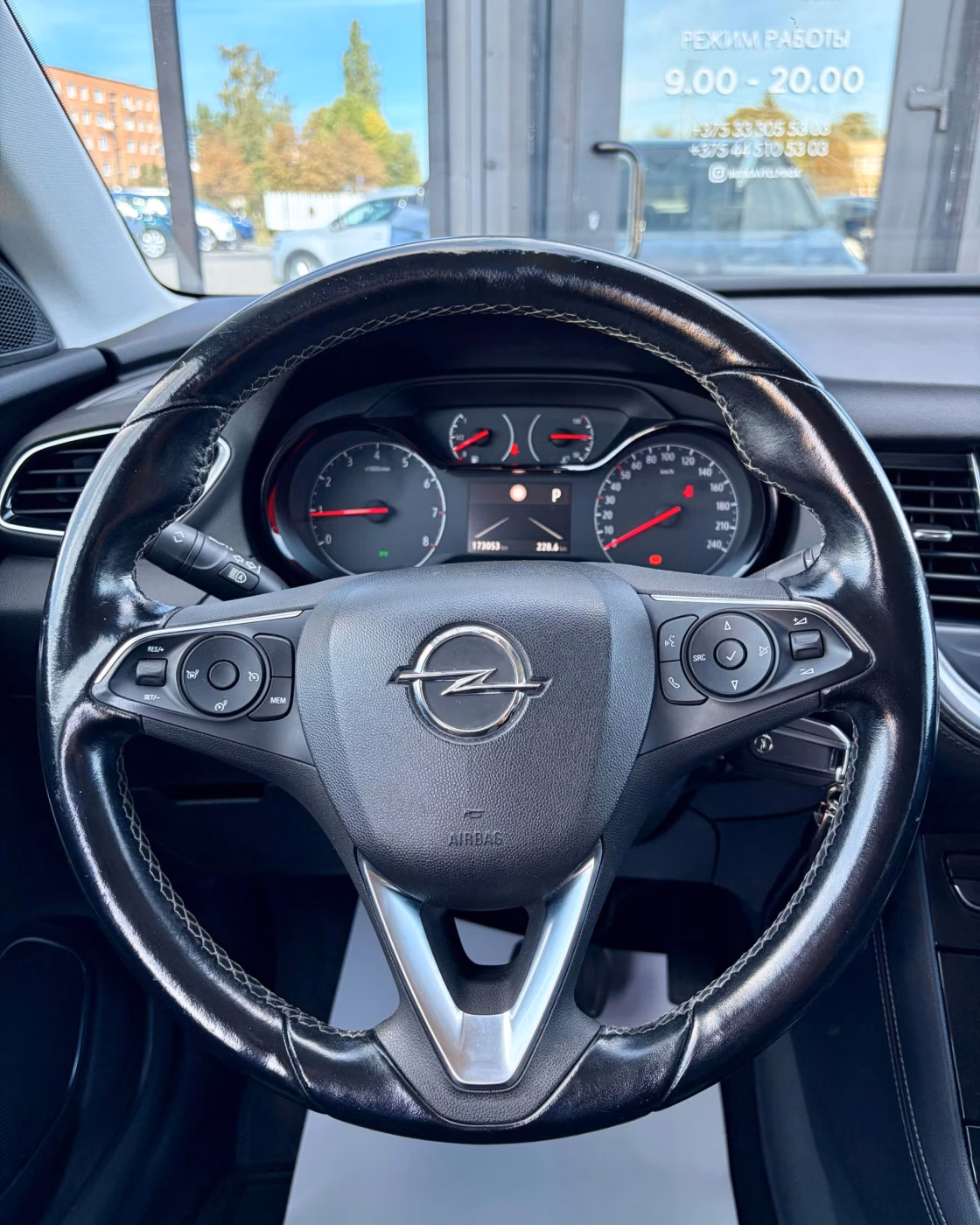 Opel Grandland X фото 11