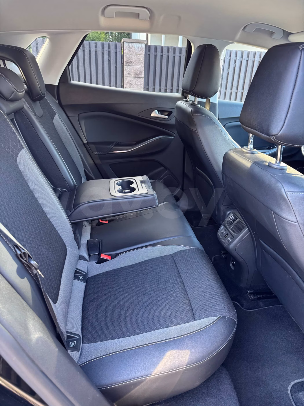 Opel Grandland X фото 10