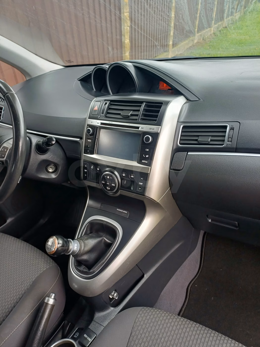 Toyota Verso фото 2