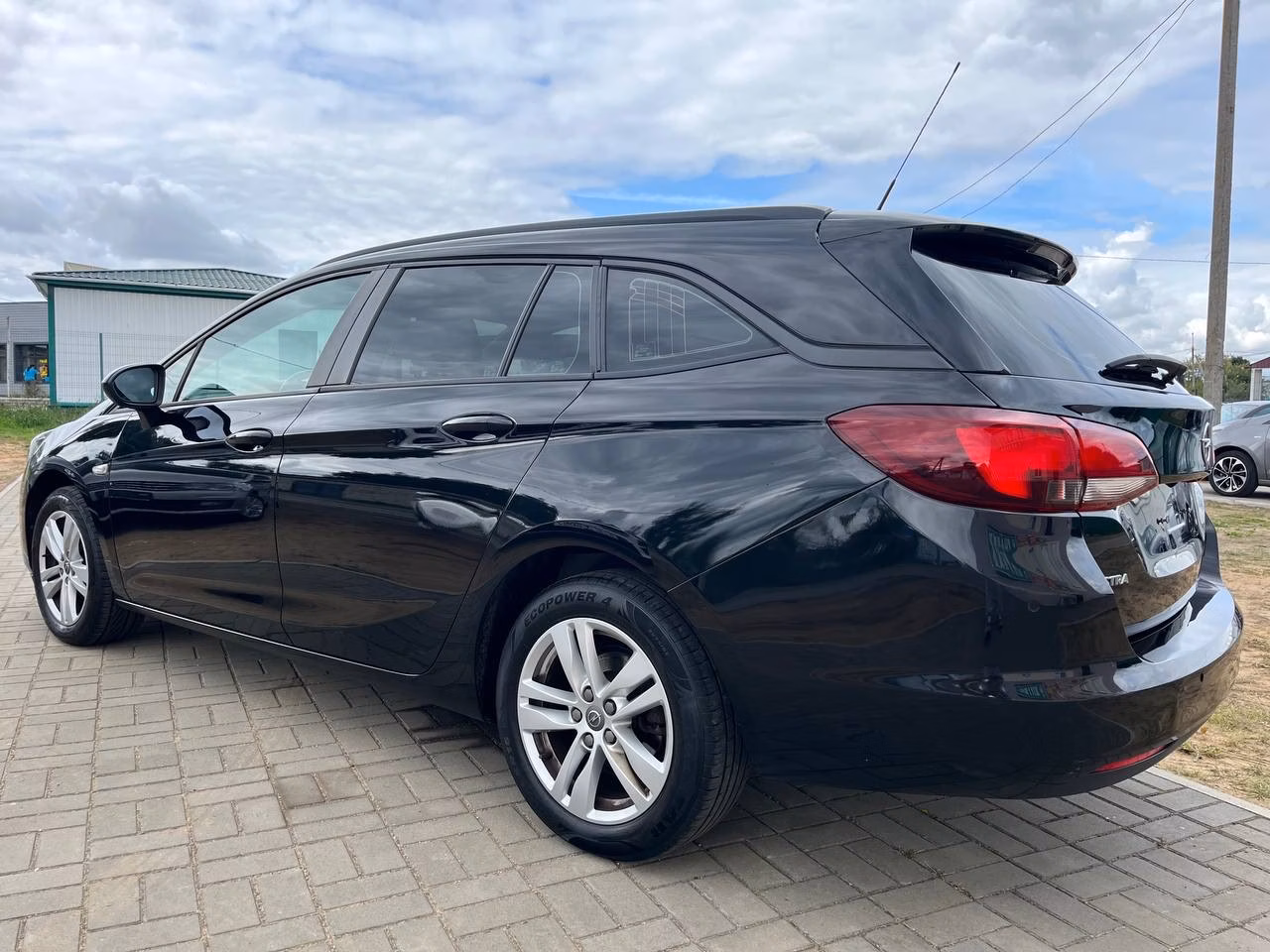 Opel Astra фото 4