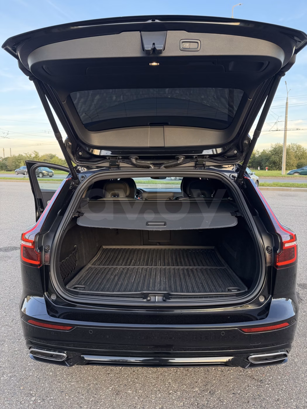 Volvo V60 фото 25