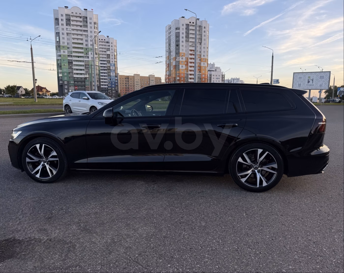 Volvo V60 фото 6