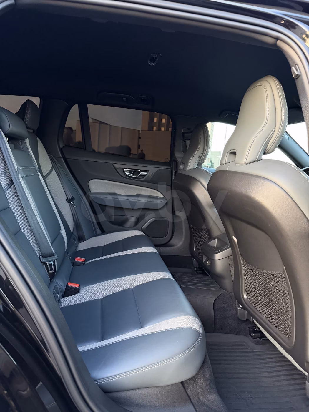 Volvo V60 фото 23