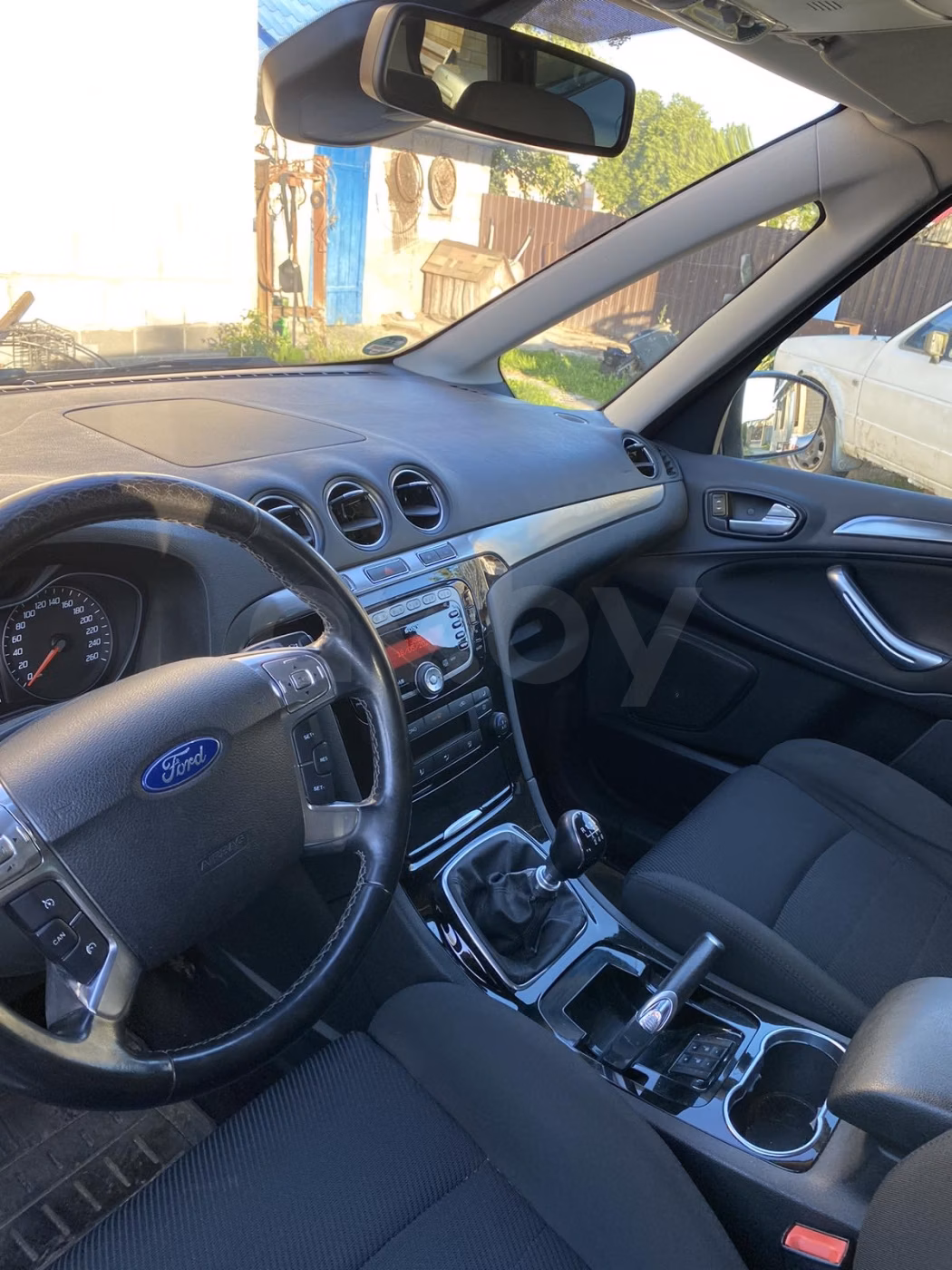 Ford Galaxy фото 2