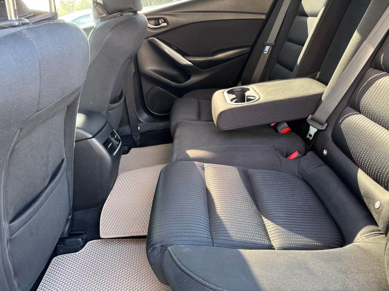 Mazda 6 фото 15